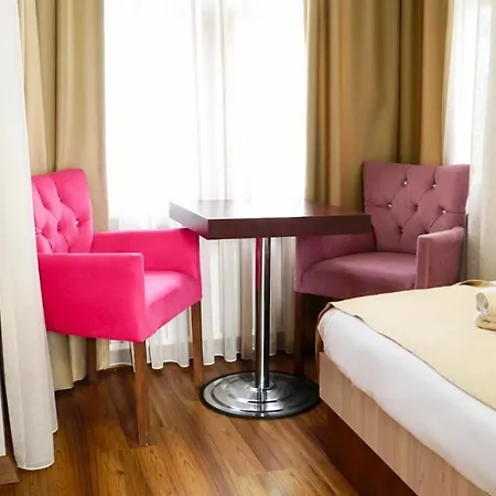 Qonaq & 호텔 이스탄불