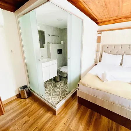 Qonaq & 호텔 이스탄불