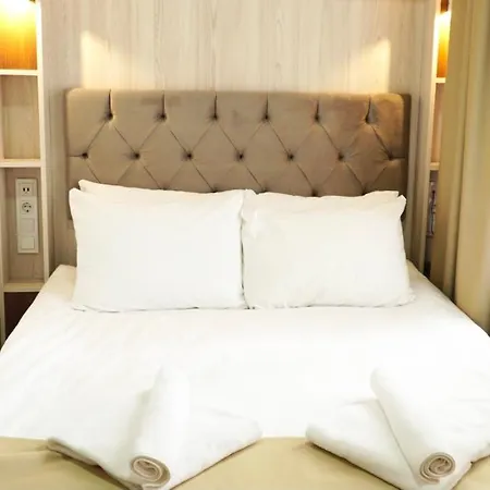 Qonaq & 이스탄불