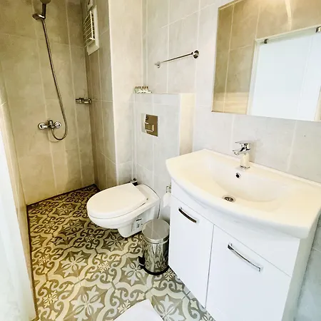 Qonaq & 호텔 이스탄불