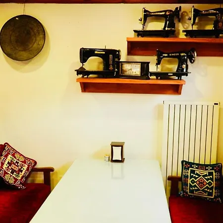 Qonaq & Отель 3*