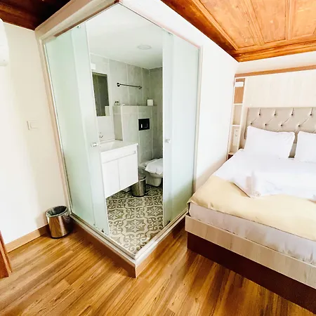 Qonaq & Стамбул