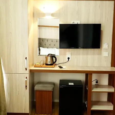 Qonaq & Hotel 3*