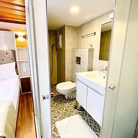 Qonaq & Hotel Istanbul