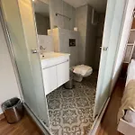 Отель Qonaq & 3*