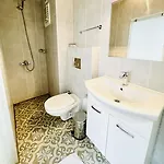 Qonaq & Отель Стамбул